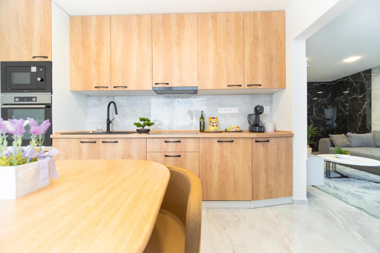 Apartman Discreet Kysucke Nove Mesto Dış mekan fotoğraf